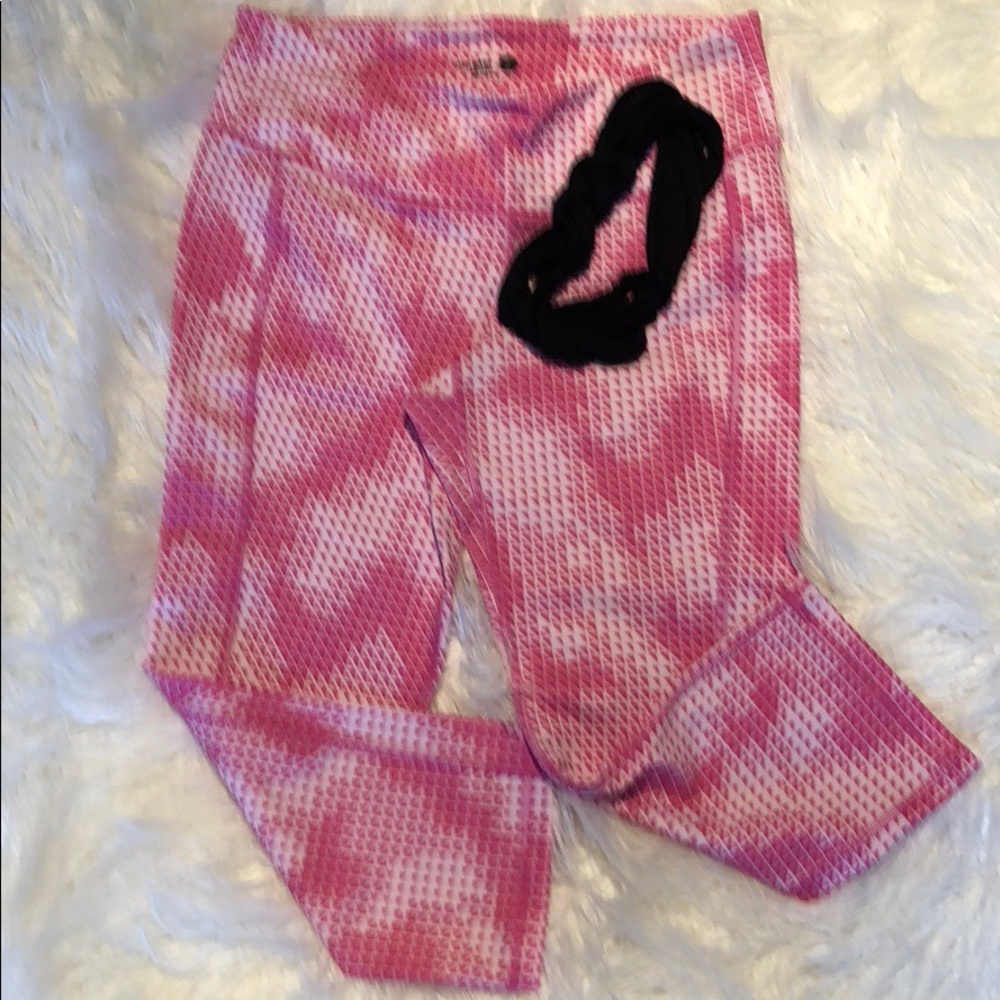 🌸🌸 FREE 🌸Headband🌸🌸Workout Capris🌸🌸